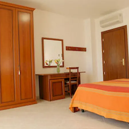 Victoria 4* Torre Santa Sabina