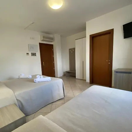 Hotel Victoria Torre Santa Sabina